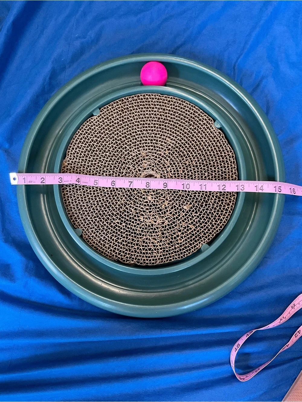 Turbo Scratcher Cardboard Cat Scratcher with Pink Ball